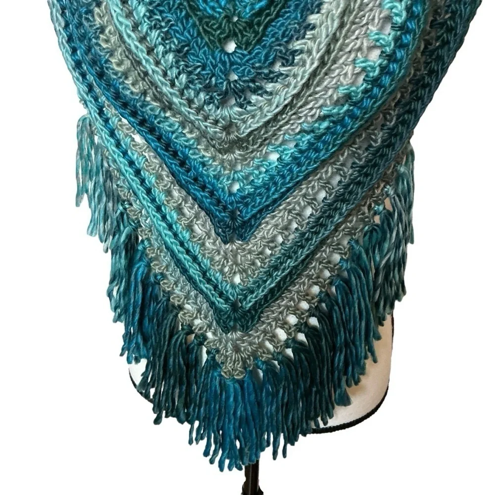 Handcrafted Crochet Cowl Neck Scarf With Fringe New‎ Handmade by Seller Knit
